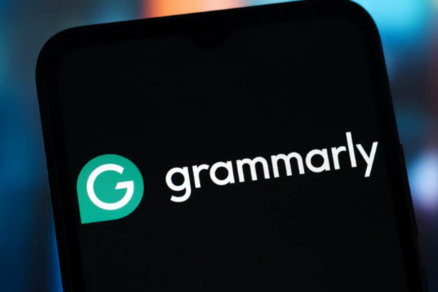 Grammarly AI lawsuit Julia Angwin class action Expert Review feature Superhuman identity theft 2026
