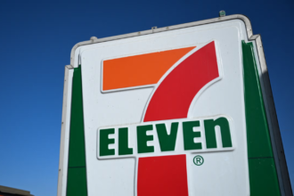 7-Eleven closing stores exterior retail location