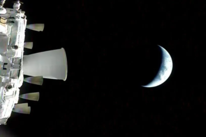 where is Artemis II now Orion trajectory Moon