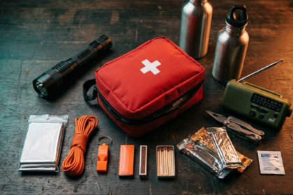 emergency kit disaster preparedness supplies layout