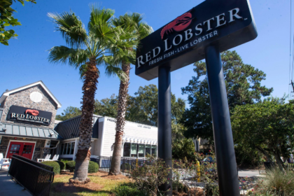 Red Lobster Tallahassee closing 2026 North Monroe Street oldest location 56 years