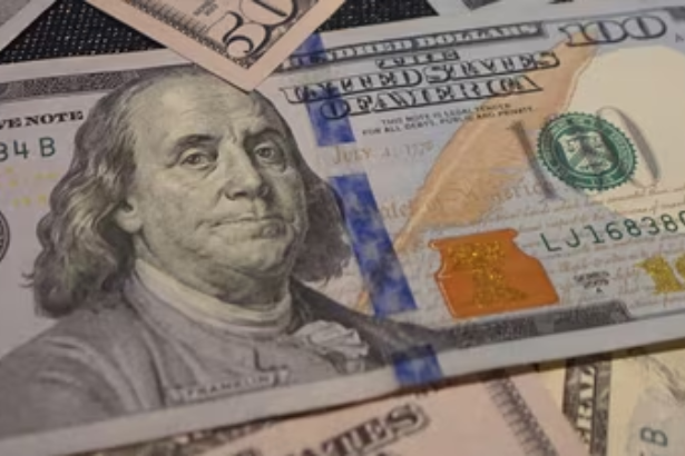 IRS tax refund 2026 check envelope direct deposit average $3462