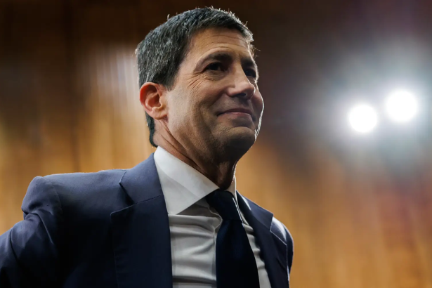 Kevin Warsh Fed meeting 2026 first press conference chairman hawkish
