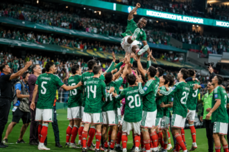 Mexico vs Ecuador FIFA World Cup 2026 match as Mexico defeats Ecuador 2-0 to qualify for the Round of 16.