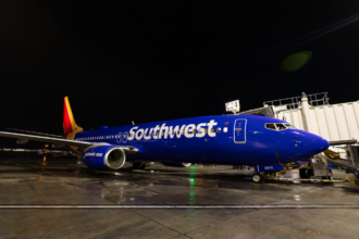 Southwest WN139 emergency 2026 Boeing 737 MAX 8 Maui Las Vegas Honolulu diversion