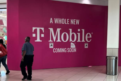 T-Mobile outage July 27 2026 SOS mode phones nationwide 140000 reports