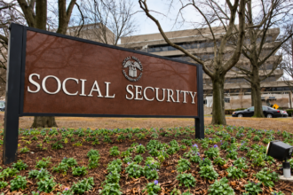 Social Security trust fund crisis and retirement benefits