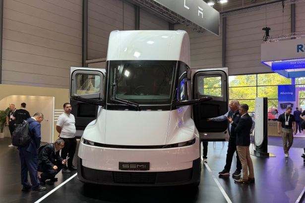 Tesla electric trucks Tesla Semi on U.S. highway