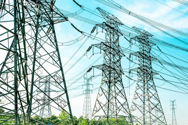 U.S. chip supply chain facing AI data-center power constraints