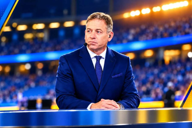 Troy Aikman Lawrence McCutcheon tribute honoring former Los Angeles Rams running back Lawrence McCutcheon
