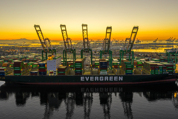U.S. container imports reach a September record of 2.55 million TEUs