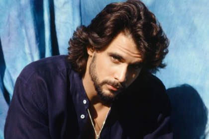 Robert Kelker-Kelly as Bo Brady from Days of Our Lives