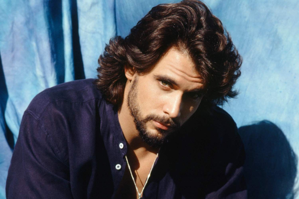 Robert Kelker-Kelly as Bo Brady from Days of Our Lives