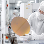 US semiconductor manufacturing cleanroom with silicon wafer production equipment